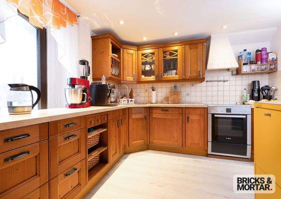 Küche mit Einbauküche Haupthaus 