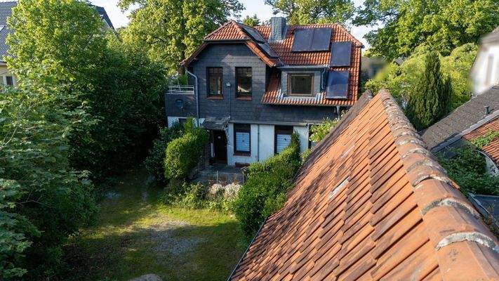 Blick aus dem Garten