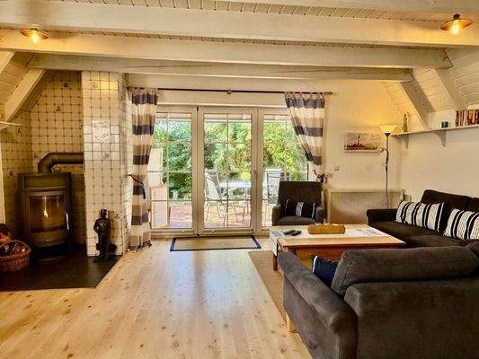 Wohnbereich mit Kamin