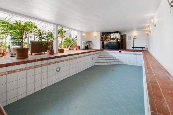 Pool am Wintergarten