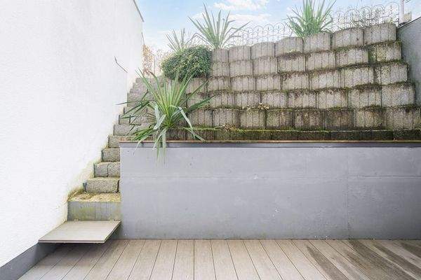 Abböschung zum Souterrain