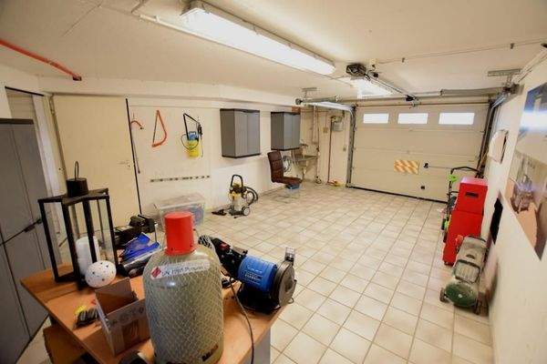 Übergroße Garage 1