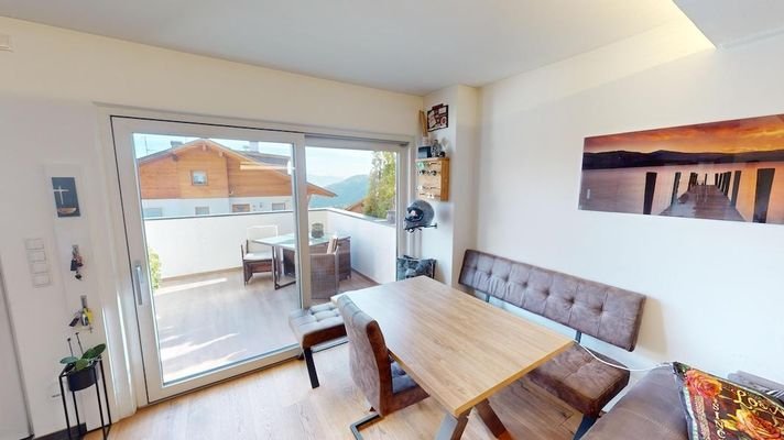 Jenesien-San-Genesio-Haus-zu-verkaufen-casa-in-vendita-appartamento-Wohnung-Bergblick-vista-montagne-neu-nuovo-due-appartamenti-zwei-Wohnungen-Bozen-Bolzano