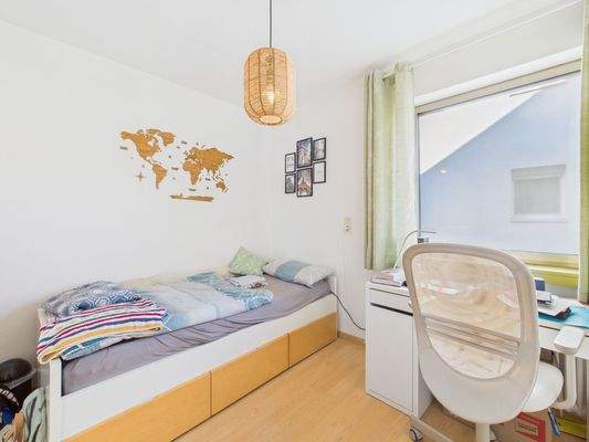 1. OG links: Kinderzimmer