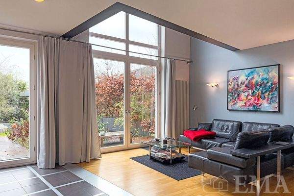 Wohnbereich mit Terrassenblick