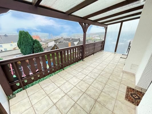 Balkon-Höhenlage