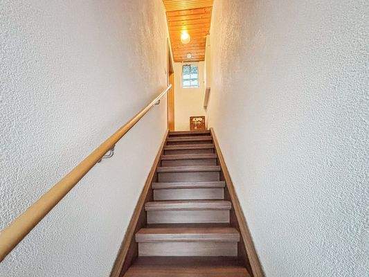Treppenaufgang zu Wohnung 3