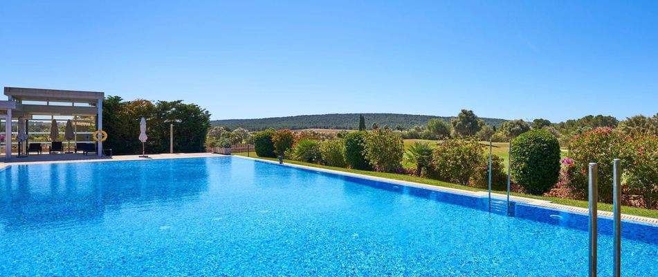 A2-Marina-Golf-villa45-pool-May2025-min