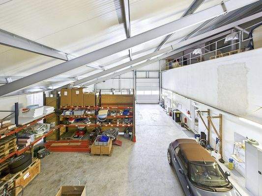Lagerhalle / Werkstatt