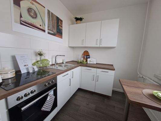 Küchenzeile - Beispielfoto einer Musterwohnung