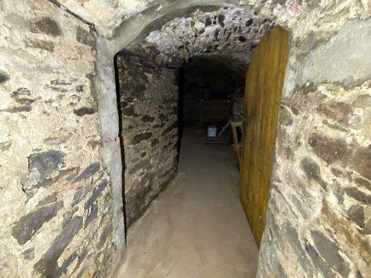 28 Hier geht es zum ältesten Bereich der Mühle.jpg