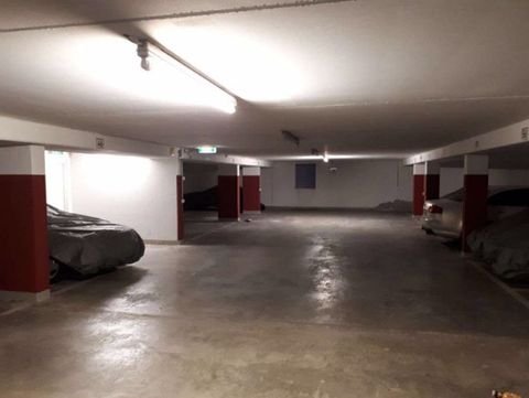 München Garage, München Stellplatz