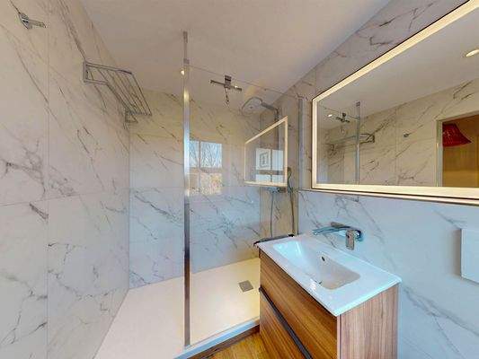 Badezimmer separate Wohnung