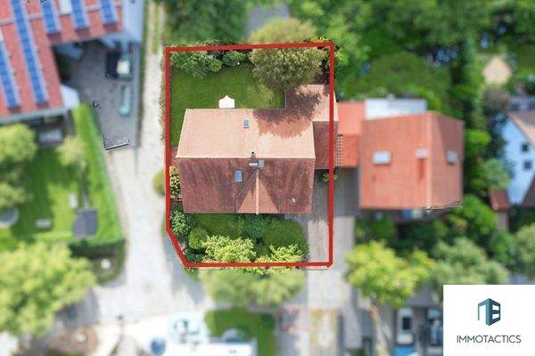 Drohnenaufnahme  - (KI generiert)