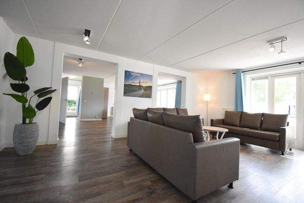 ferienhaus-wohnzimmer-kap-helius-modernes-interieur011