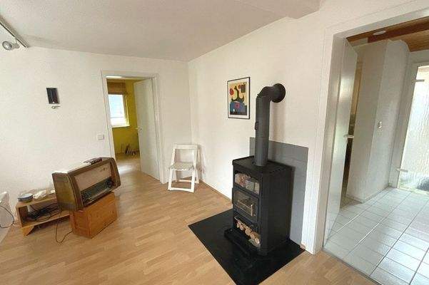 Wohnzimmer mit Schürofen