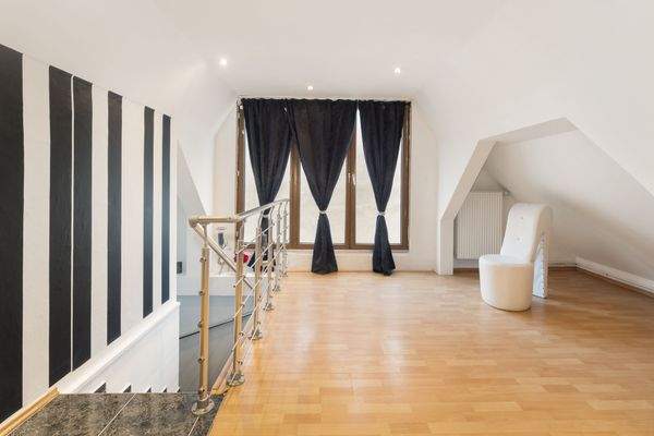 Schlafzimmer III / Loft