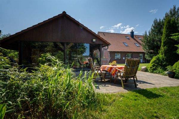 Partyraum mit Terrasse