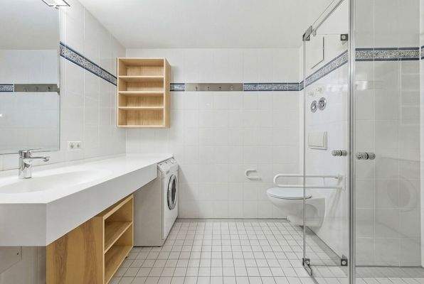 Das Bad mit Waschmaschinen-Anschluss