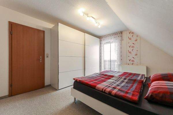 Schlafzimmer DG