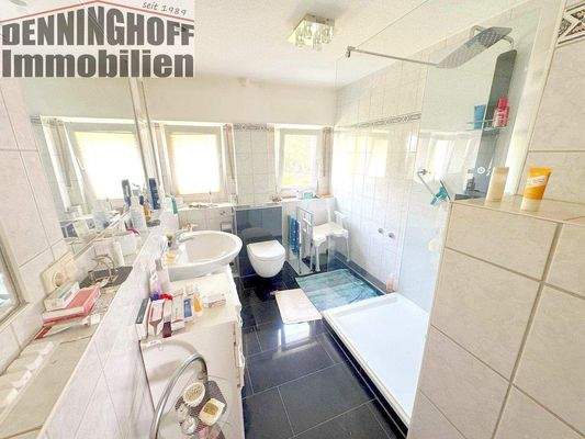 Badezimmer OG