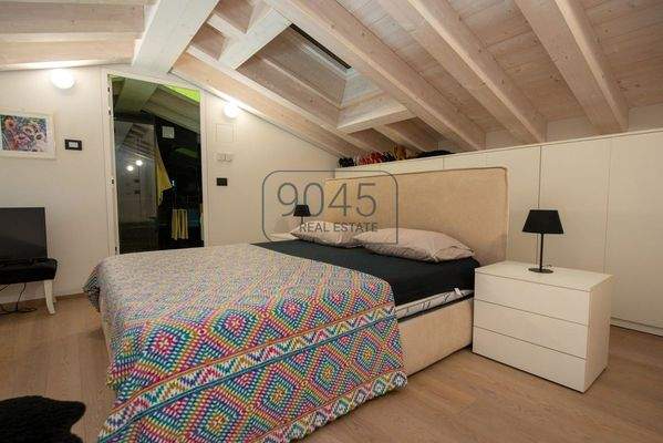 Eckreihenhaus-Villa mit großem Garten in Castion Veronese - Gardasee