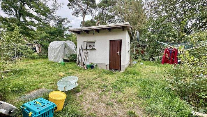 Gartenhaus mit Toilette / Gastherme
