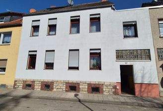 Straßenansicht Verkaufsobjekt