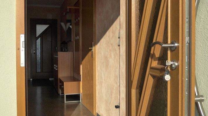 Hauseingang rechte Hälfte