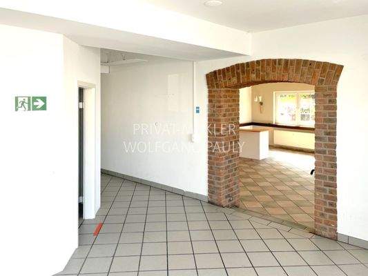 Teilans. Büro vorne