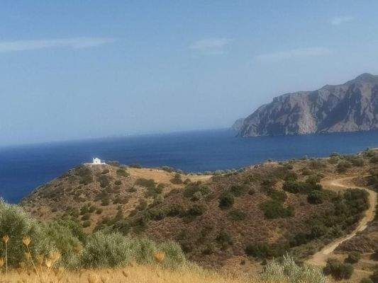 Kreta, Mochlos: Baugrundstück mit kleinem Steinhaus zu verkaufen