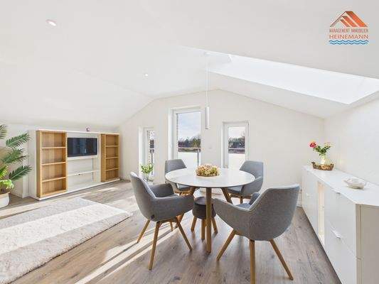 Wohn- und Essbereich 3