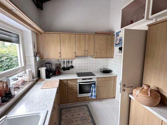 Küche mit Mielegeräten