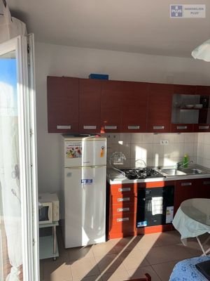omis-zgrada-sa-9-stanova-drugi-red-do-mora_13
