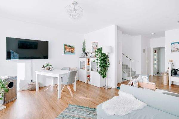 Attraktiver Wohn- und Essbereich mit offener Gestaltung