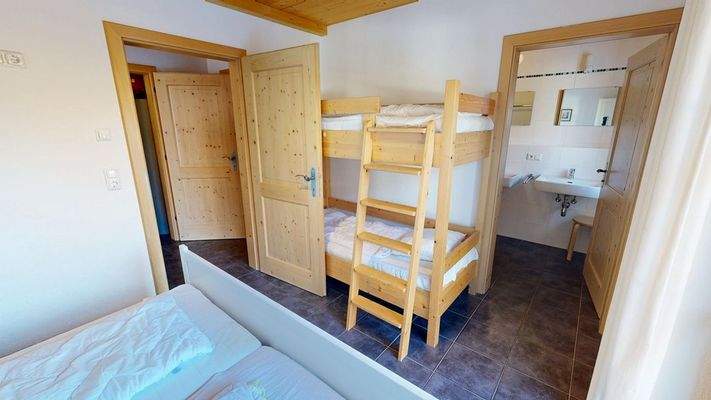 Exp-1404-Chalet-Hochkrimml-zur-touristischen-Vermietung-11102025_143453