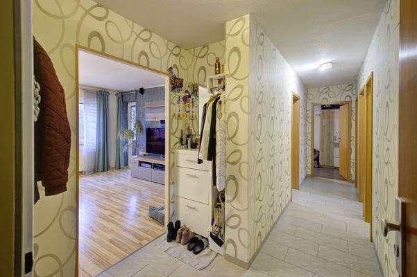 Große Diele mit Abstellraum