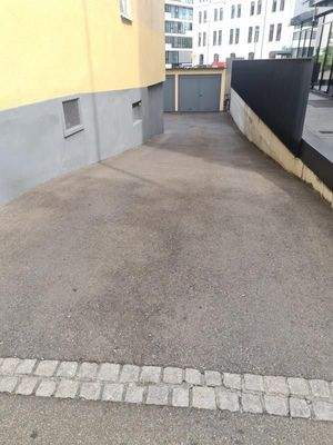 Garagenzufahrt