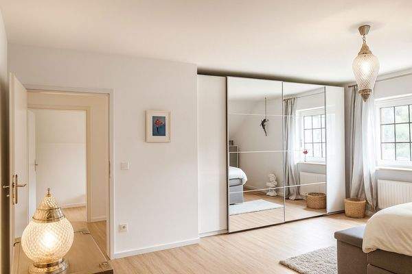 (Eltern)Schlafzimmer 1 OG