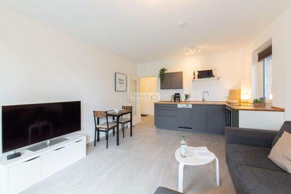 Wohnzimmer u. Küche