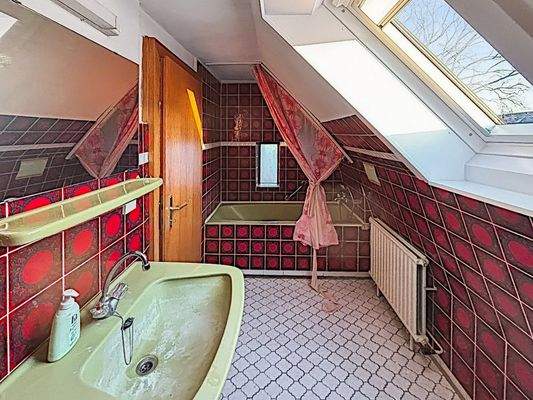 Schlafzimmer 2 OG und Bad_2