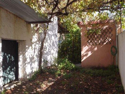 Kreta, Agii Pantes: Klassisches Steinhaus in traditionellem Dorf zu verkaufen