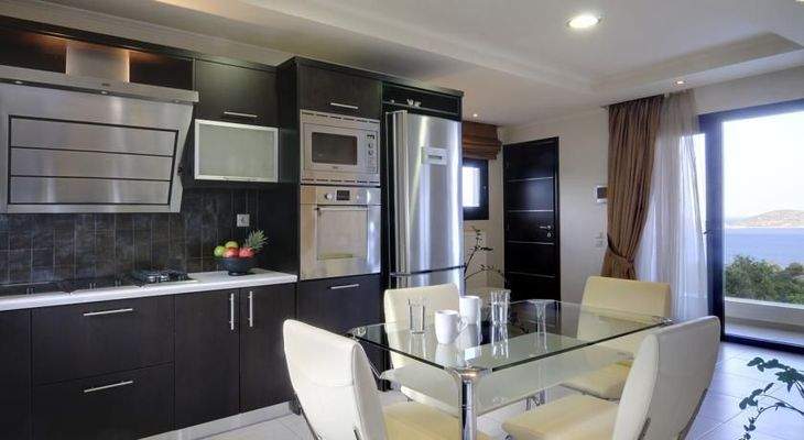 Haus auf Kreta mit Panoramablick auf die Bucht von Elounda