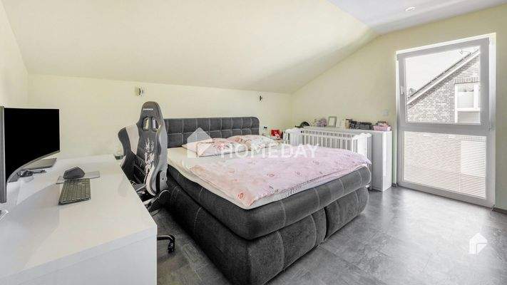 1. OG Elternschlafzimmer 1