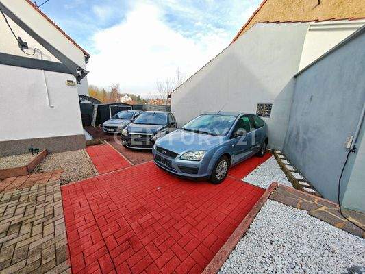 KFZ Stellplätze, vielfältig nutzbar