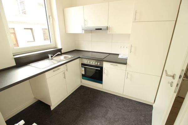 Küche mit Einbauküche