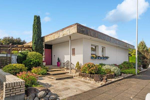 Außenansicht Haus 1.jpg