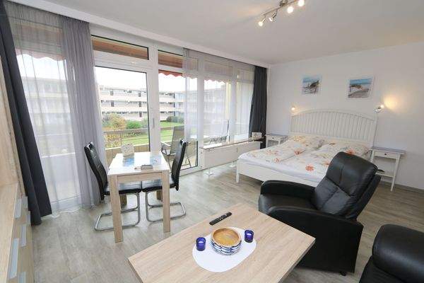 Wohn-/Ess-/Schlafbereich