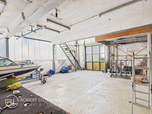 Gewerbeeinheit Halle