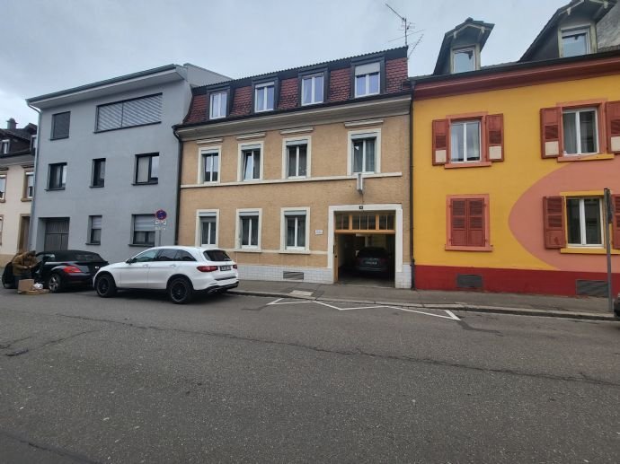 Wohn-und Geschäftshaus in sehr zentraler Lage in Lörrach